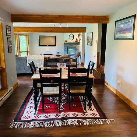 Journey'S End - 2 Bed 1 Bath Suite Golden Luaran gambar